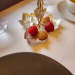 ラ・トゥーエル - 