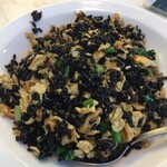 老辺餃子舘 - 黒米炒飯