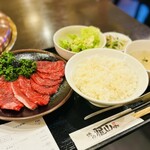 焼肉 雅山 - カルビ&ロース焼定食