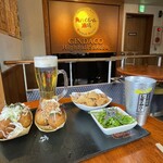 築地 銀だこ - 立ちテーブルのみの店内