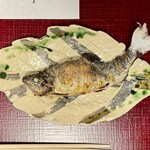 うかい鳥山 - やまめの塩焼き
      2024年2月22日