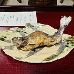 うかい鳥山 - やまめの塩焼き
      2024年2月22日