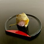 鶴屋吉信 - 料理写真:桜餅