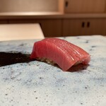 鮨 華 - 本マグロの中トロ