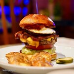 OVERWHELM HAMBURGER & BAR STAND - 