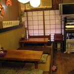 Izu - 座敷テーブル席