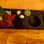 恵美須商店 - 馬刺し