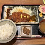 名古屋名物 みそかつ 矢場とん - 