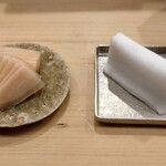 日本橋蛎殻町 すぎた - ガリ、指拭き