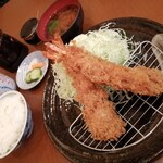 Ishii - 海老フライ定食♪