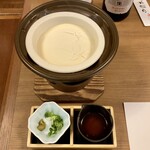 横須賀甲羅本店 - とろとろ豆腐