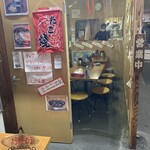 えびす - 寒かったらシールドの中にも席があります