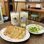 大阪餃子専門店 よしこ - 