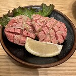 Sumibi Yakiniku Hana Hanagyuu - 