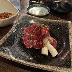 炭火焼肉 白山 - 