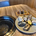 8TH SEA OYSTER Bar & Grill - 