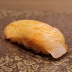 Kagurazaka Sushi Yasaka - ヒラメ
