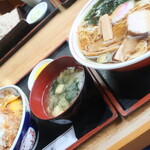 Yoshikuni Shiten - ラーメン＆カツ丼