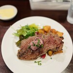 RELATION - Cランチ　1870円　ステーキはワインバター