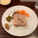 ルラション - そしてテリーヌと同じくらい大きいバター笑