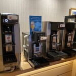 ゆと森倶楽部 - ビールサーバーは4種ありますが、別にロビーにもあるんです