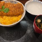 Katsudon Ha Hito Wo Shiawase Ni Suru - 