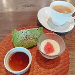 Teuchi Soba Juu Ni Kagetsu - デザートとコーヒー