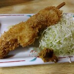 とん八 - 串カツ１本 330円(税込)(2024年２月8日撮影)