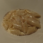 エノテカ・ラ・リコルマ - ペンネ　クワトロフォルマッジ