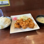 情熱食堂 - 唐揚げL定食¥990