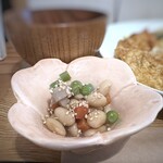 Capriccio Shokudo - The simmered beans are also delicious.