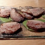 蕎麦屋 にこら - 炙り鴨の九条ネギソース