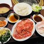 焼肉おくう - 