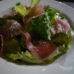 生ハムとパルミジャーノチーズのサラダ