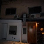 ジーキッチン - こちら側がジーキッチンへの扉