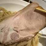 麦処 八と丁 - チャーシュー