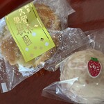 萬栄堂 - 久留米果樹園  ¥160    いちごケーキ  ¥130