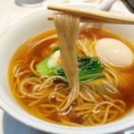 本枯中華そば 魚雷 - 麺リフト