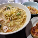 中華 味一 - 全体図