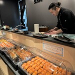 海鮮ブッフェダイニング 銀座八芳 - 