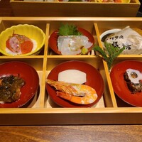 豚捨 KITTE丸の内店 - 