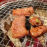 ホルモン焼肉 味慶亭 - 