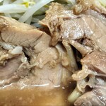 ラーメン二郎 仙台店 - ブタ2枚