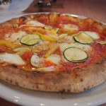チリンドロ - 彩り野菜のピッツァ