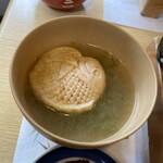 茂八寿司 - 味噌汁