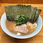 Ooharaya - ラーメン900円麺硬め。海苔増し150円。