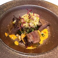 Lien - 豚タンのコンフィ ラヴィゴット 
                    数種のキノコクリームソース