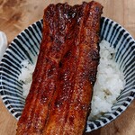 かぶと - 美味しいご飯に、蒲焼きを乗せて