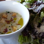 il luogo di TAKEUCHI - ポロ葱の温かいスープ、パルミジャーノチーズのサラダ