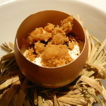 ライラ - ３．前菜①卵（黄味とオニオンの色々コンビネーション焼きチーズかけ）2014.1.1x